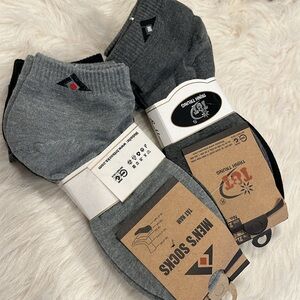 10 pairs Low cut Socks.
